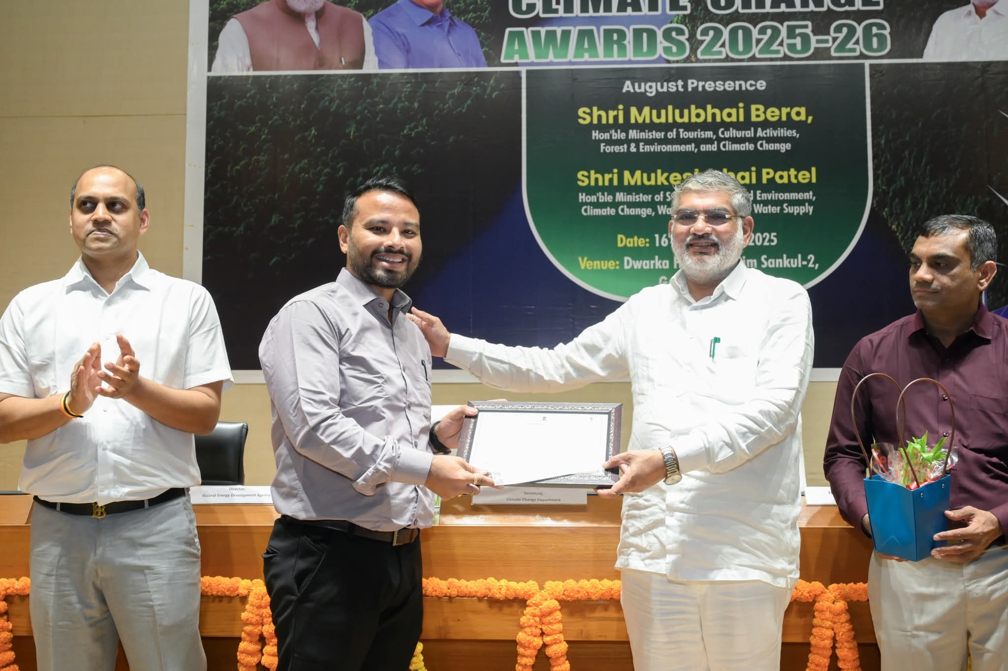 “ક્લાઇમેટ ચેન્જ એવોર્ડ 2025” થી શ્રી શિવમ રાજેશકુમાર મોદી (લેક્ચરર, મિકેનીકલ) સન્માનિત